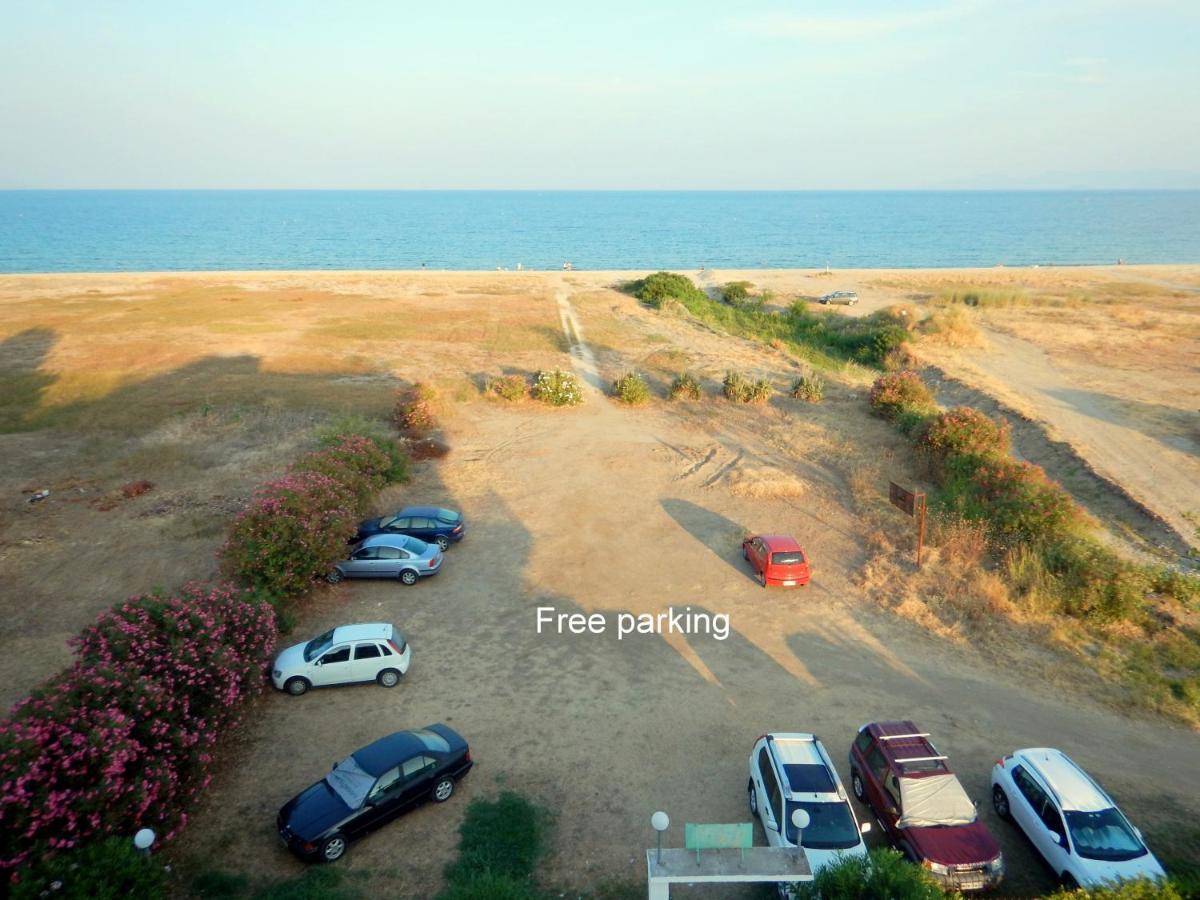 Medusa Beach Apartment, Asprovalta Exterior photo